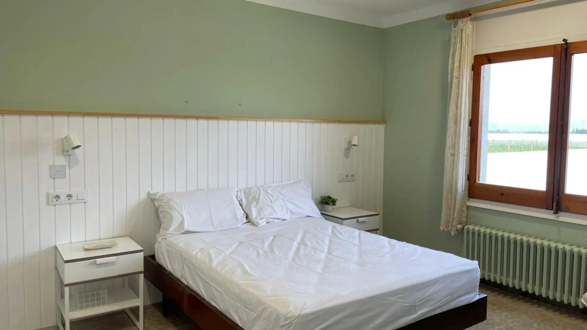 Casa De Vacaciones: A/A, Wifi, Barbacoa, Gran Jardin, Parking, Deporte - Sant Pere Pescador - Es-89-140 Tatil Evi