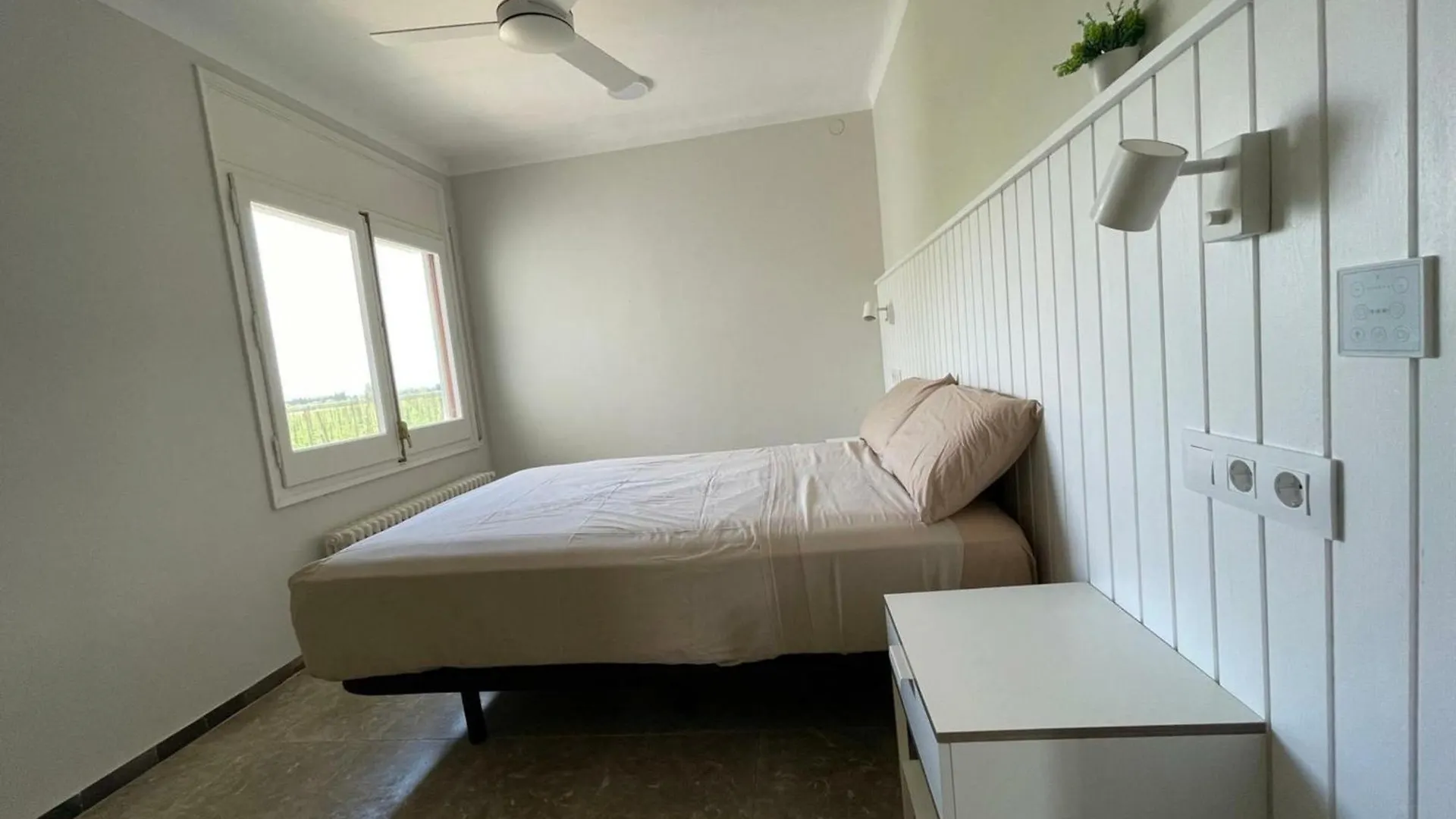 Casa De Vacaciones: A/A, Wifi, Barbacoa, Gran Jardin, Parking, Deporte - Sant Pere Pescador - Es-89-140