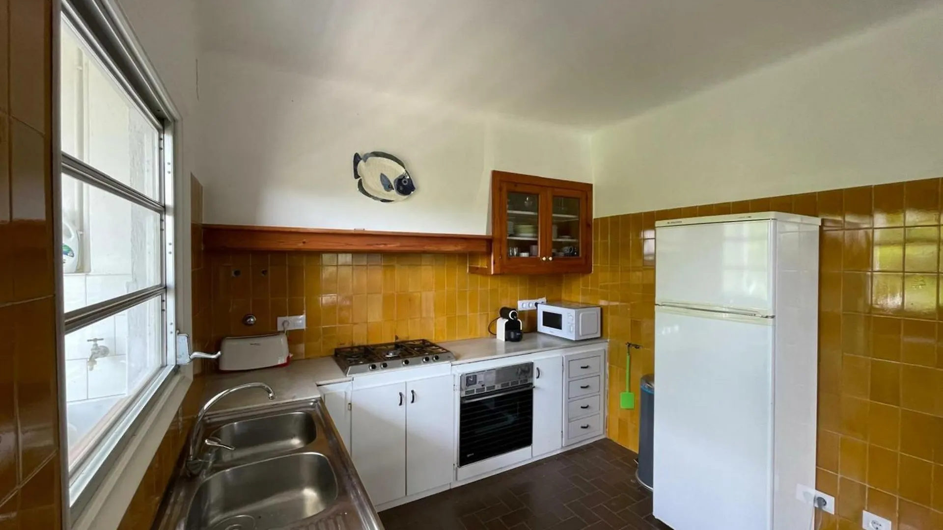 Casa De Vacaciones: A/A, Wifi, Barbacoa, Gran Jardin, Parking, Deporte - Sant Pere Pescador - Es-89-140 Tatil Evi